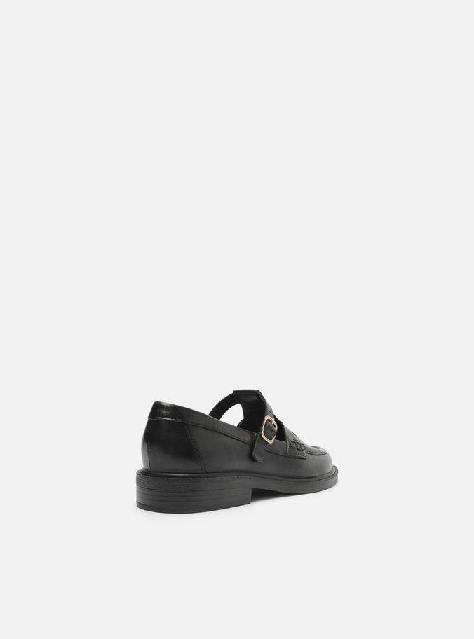 Mocassim Preto Tiras