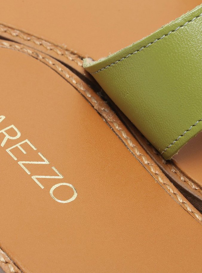 Rasteira Verde Couro Flat Tira H