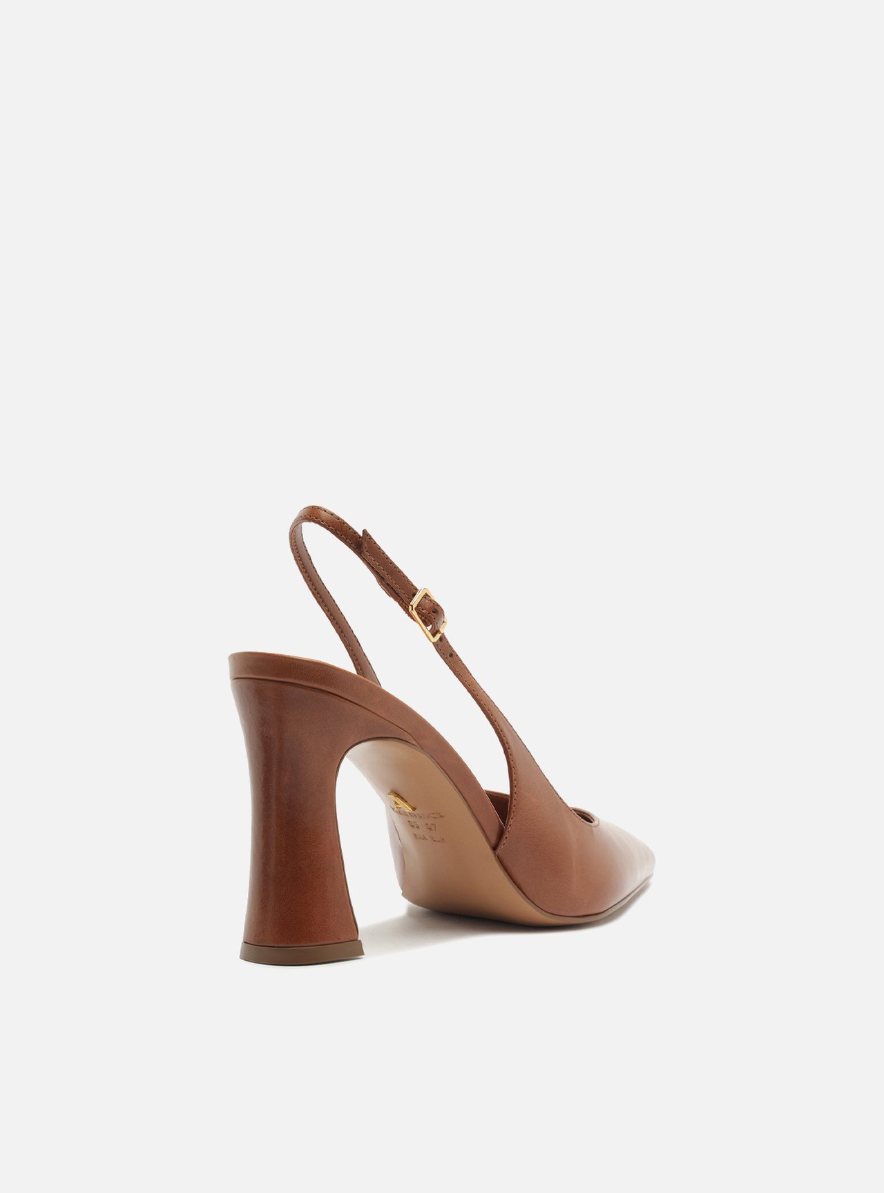 Scarpin Marrom Couro Salto Alto Flare Slingback — foto 3