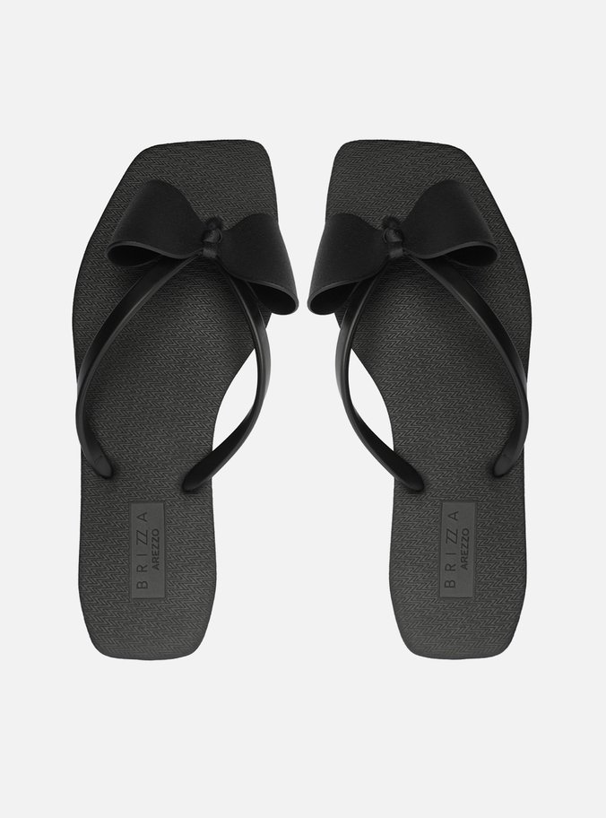 Chinelo de Dedo Preto Square Minnie