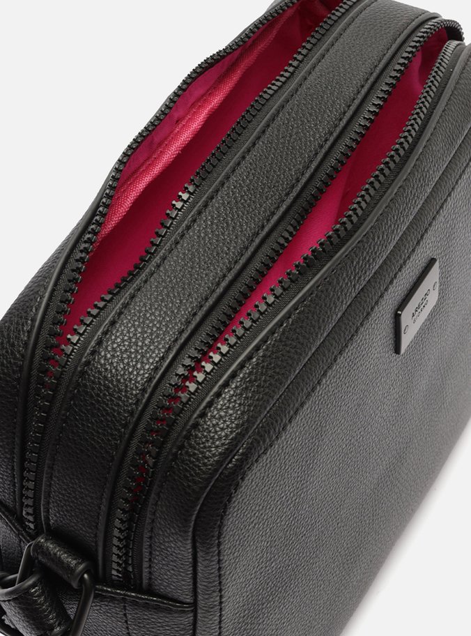 Bolsa Tiracolo Preta Média