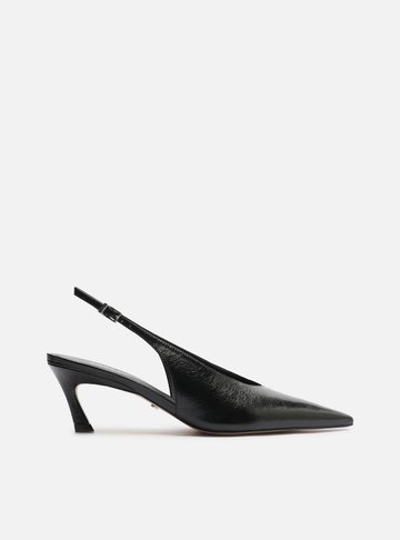 Scarpin Preto Couro Salto Kitten Bico Fino