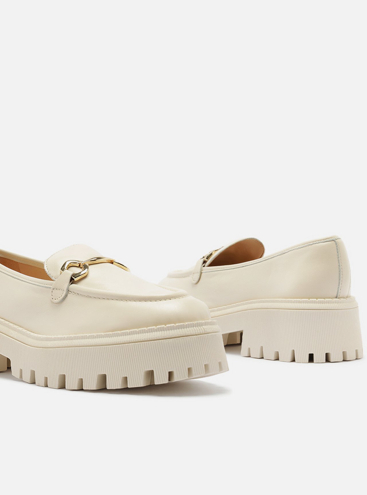Mocassim Off-White Couro Tratorado Bridão — foto 4
