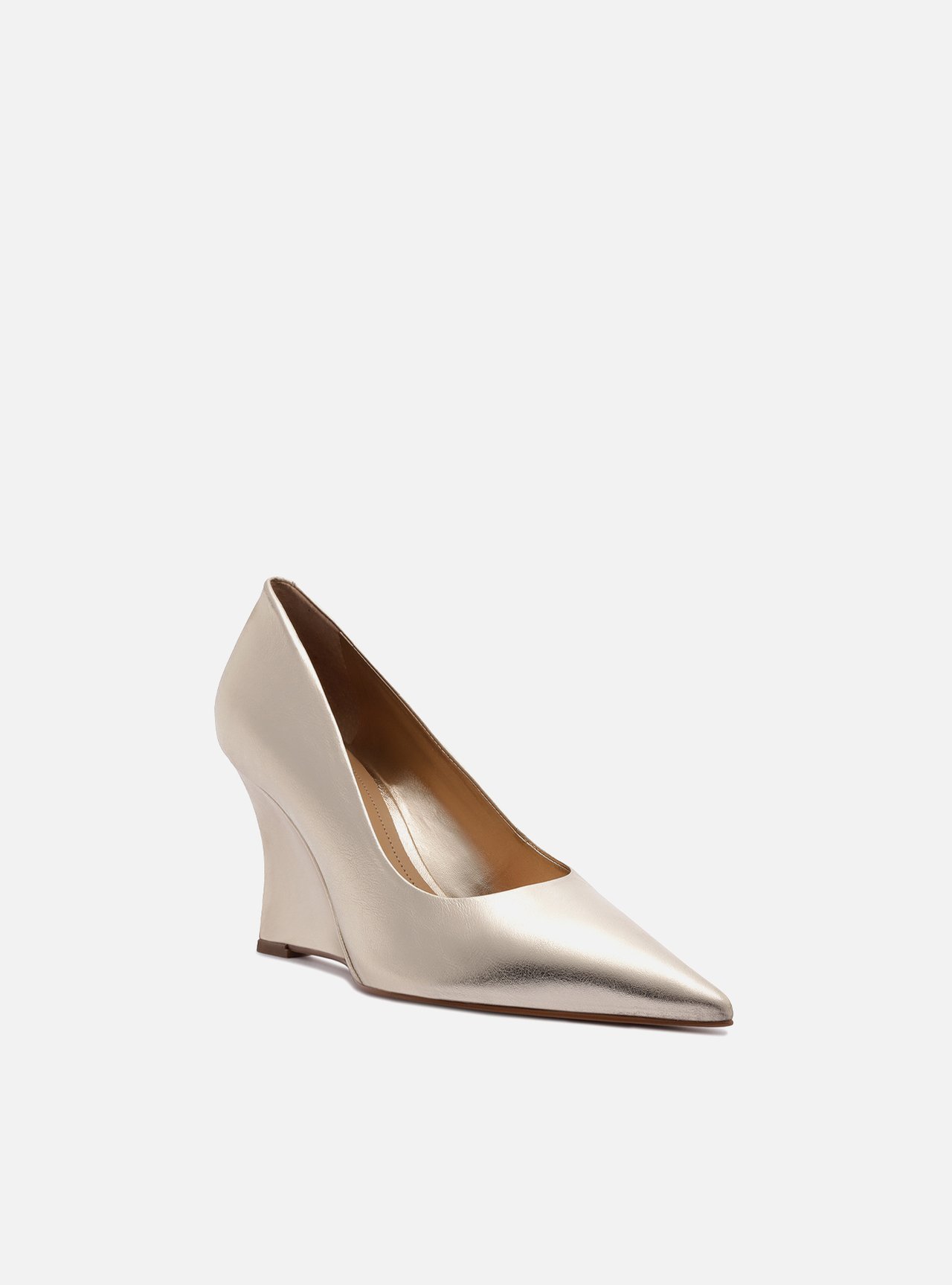 Scarpin Dourado Couro Salto Anabela Bico Fino — foto 2