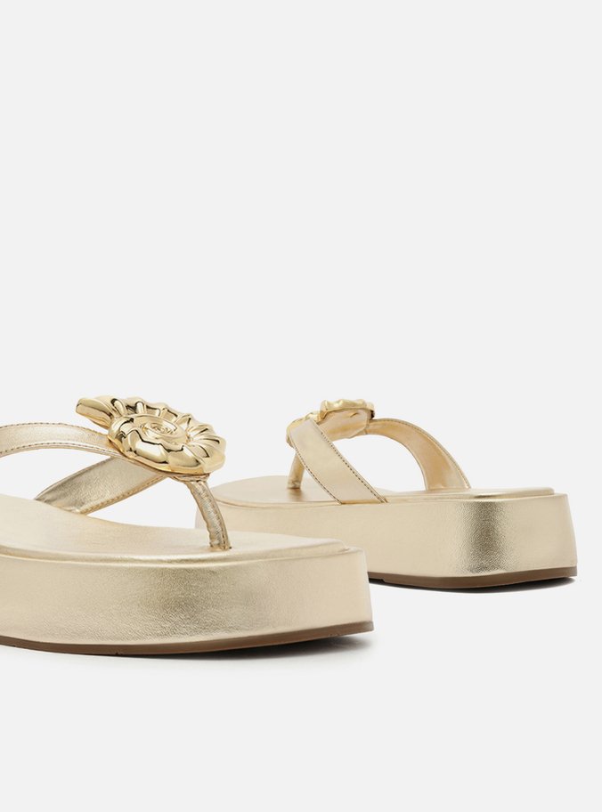 Tamanco Dourado Flatform Metal Concha