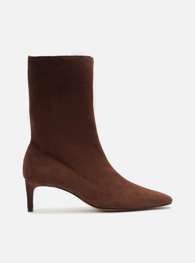 Bota Marrom Camurça Cano Curto Salto Baixo Fino