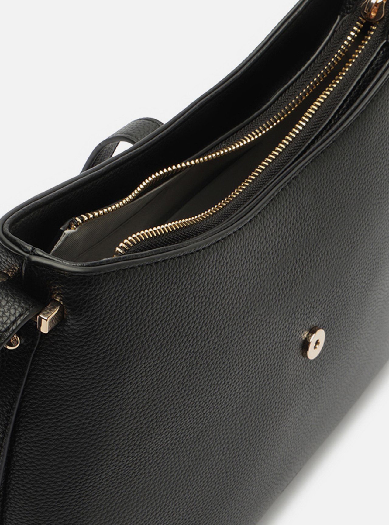 Bolsa Tiracolo Preta Grande Fivela Dourada — foto 4