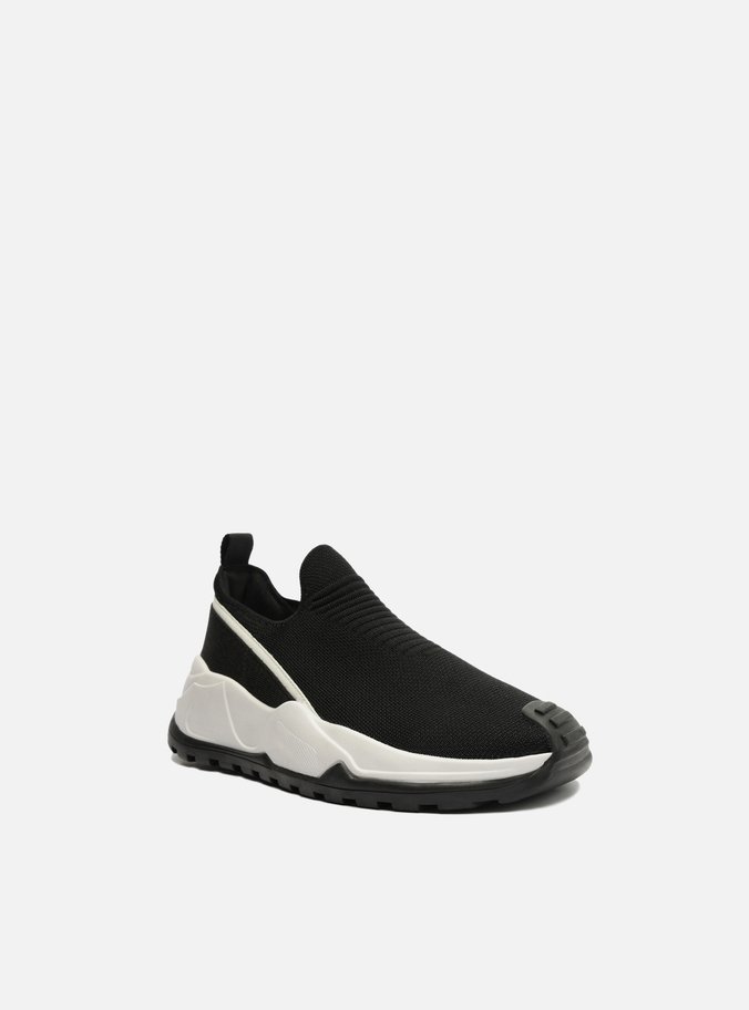 Tênis Slip On Preto Knit ZZ Mov Tratorado