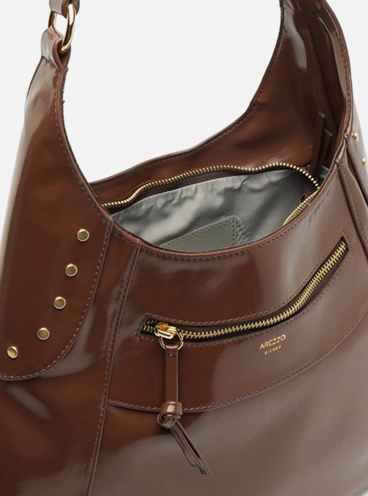 Bolsa Hobo Marrom Grande Rebites Laterais — foto 4