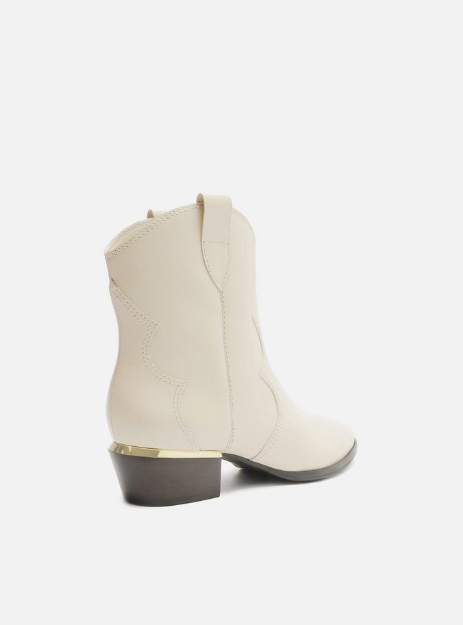 Bota Branca Couro Cano Curto Salto Baixo West