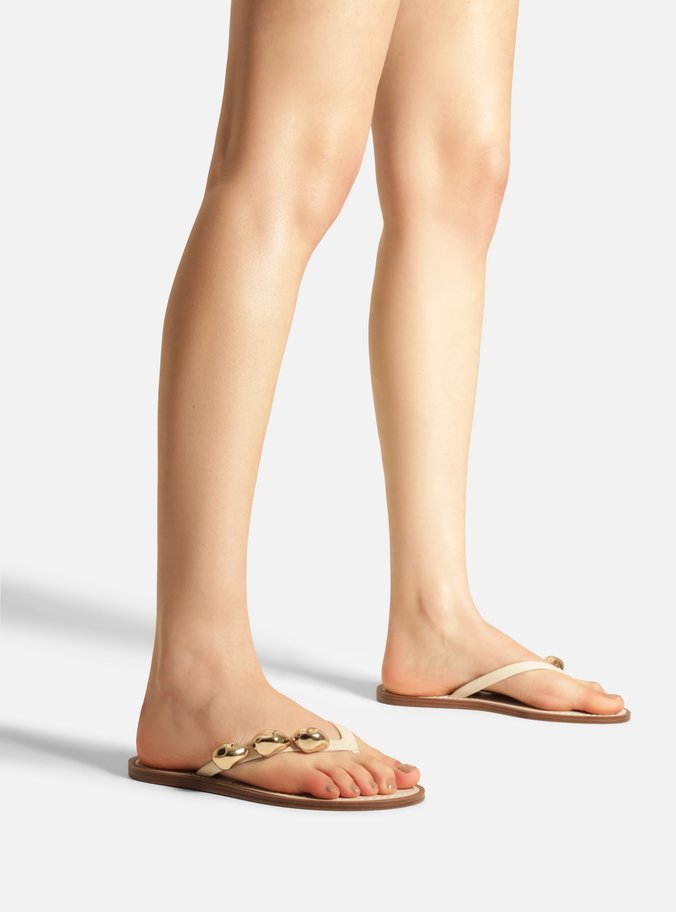 Rasteira Branca Couro Flip Flop Metais