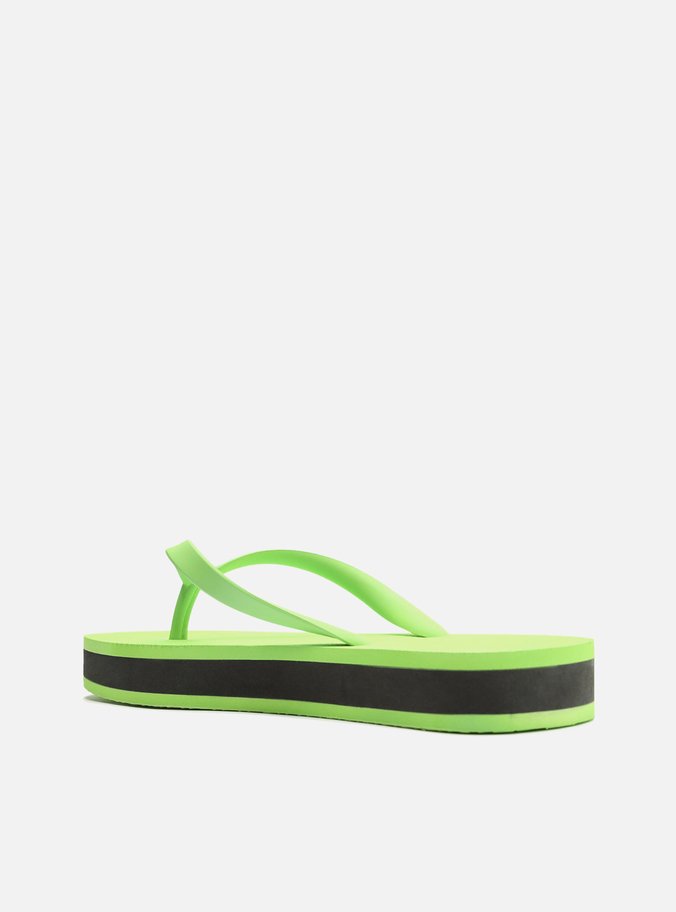 Chinelo de Dedo Verde Flatform Brizza