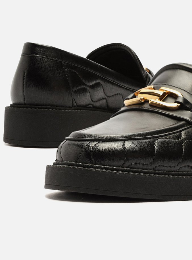 Mocassim Preto Couro Matelassê Clara