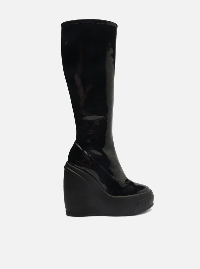 Bota Preta Verniz Cano Longo Felipa