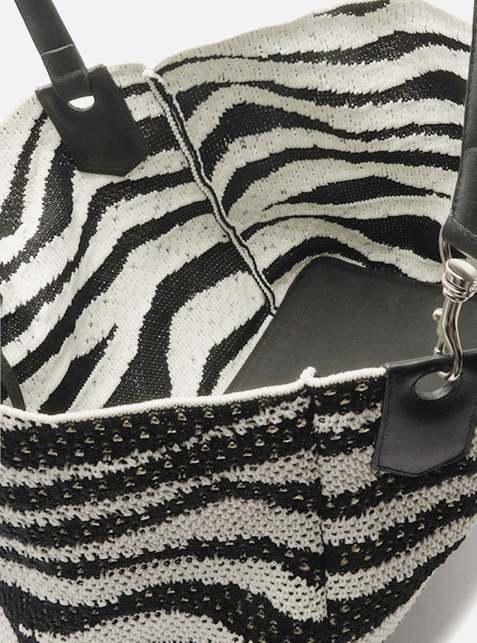 Bolsa Shopping Preta Crochê Grande Zebra