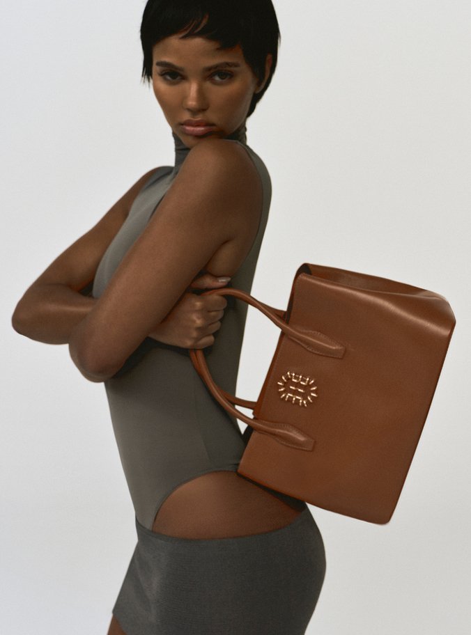 Bolsa Tote Marrom Couro Grande Metal Resinado
