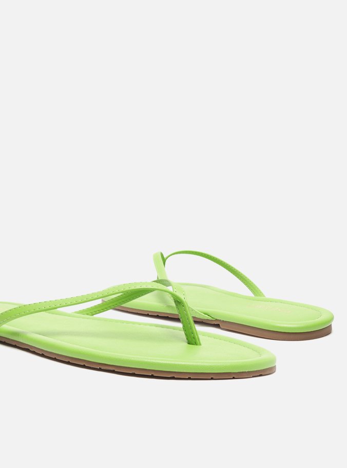 Chinelo Verde Flats