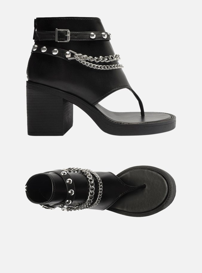 Sandal Boot Preta Couro Salto Bloco Corrente