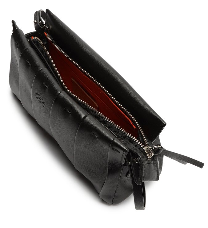 Bolsa Satchel Preta Couro Iza Pequena