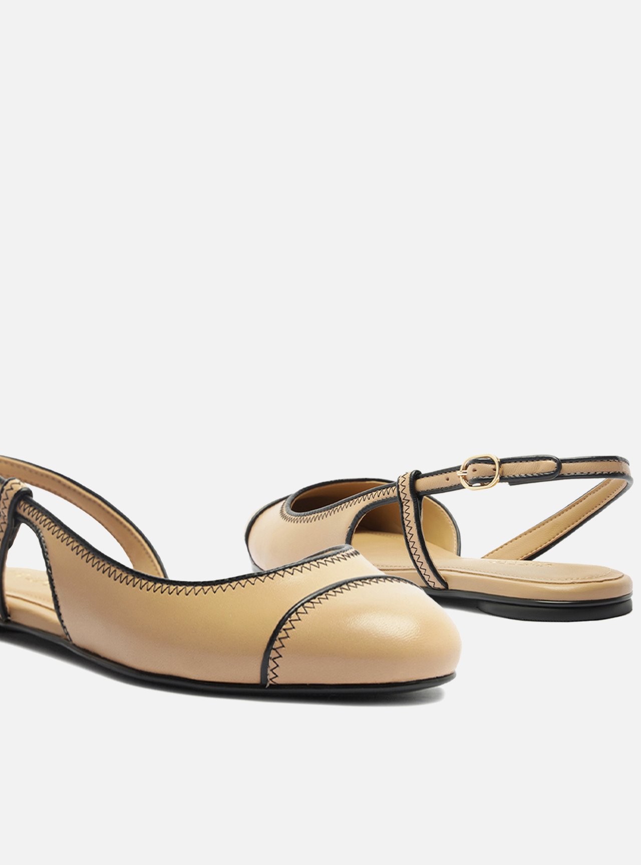 Sapatilha Nude Bico Redondo Fivela Slingback — foto 4