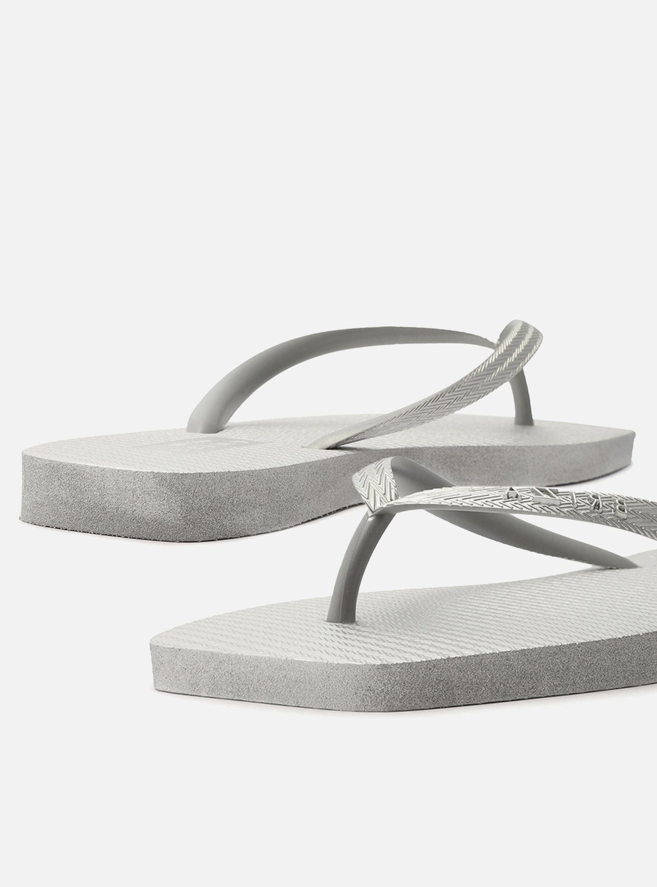 Chinelo de Dedo Prateado Square Brizza — foto 5