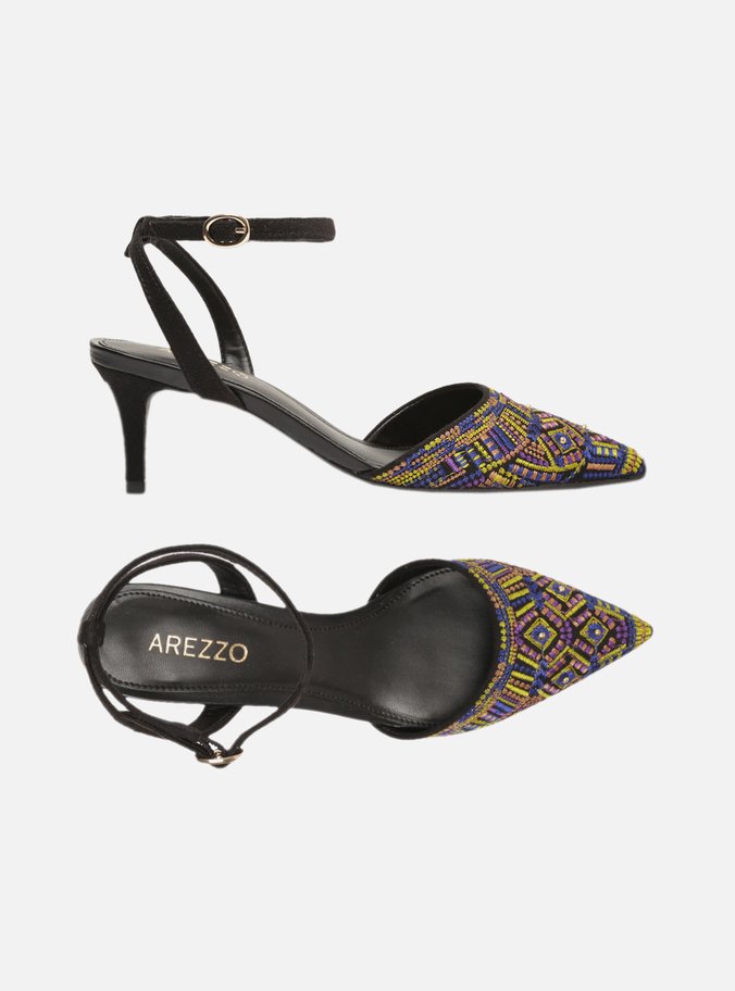 Scarpin Bordado Preto Bico Fino