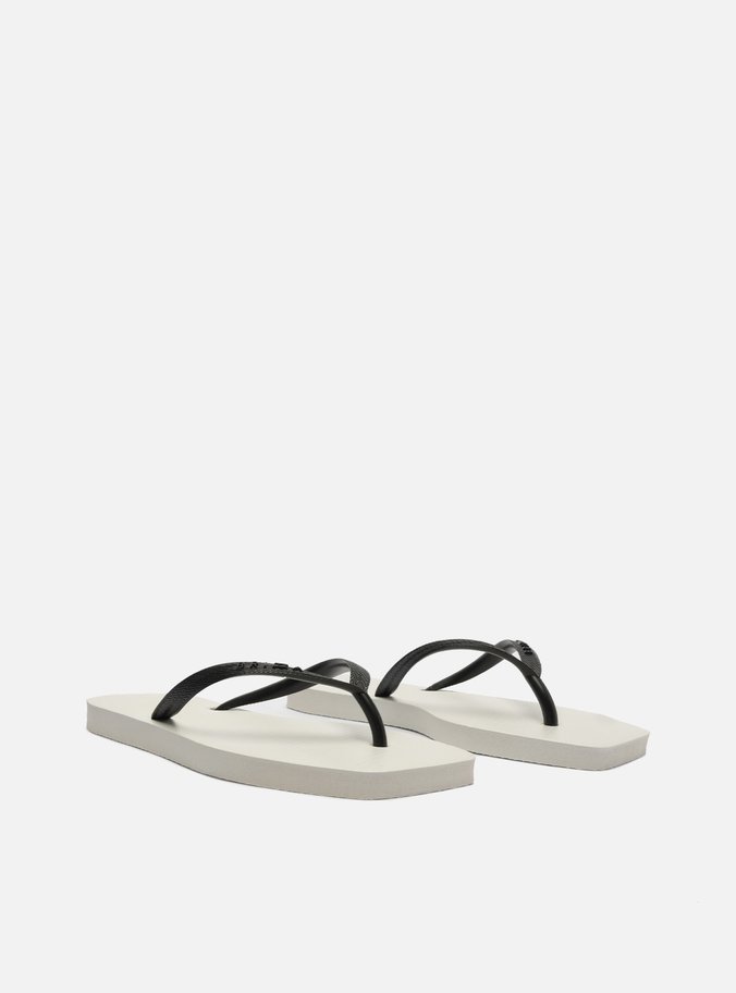 Chinelo de Dedo Multineutro Square Tiras Pretas