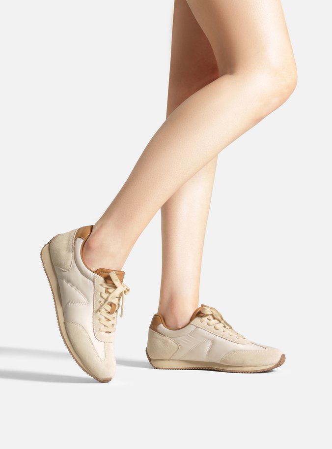 Tênis Bege Camurça Nylon Sola Tratorada