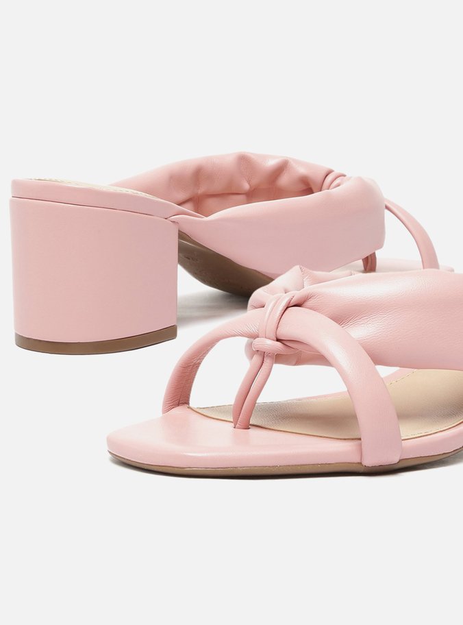 Mule Salto Médio Rosa Tiras Bombadas Cruzadas