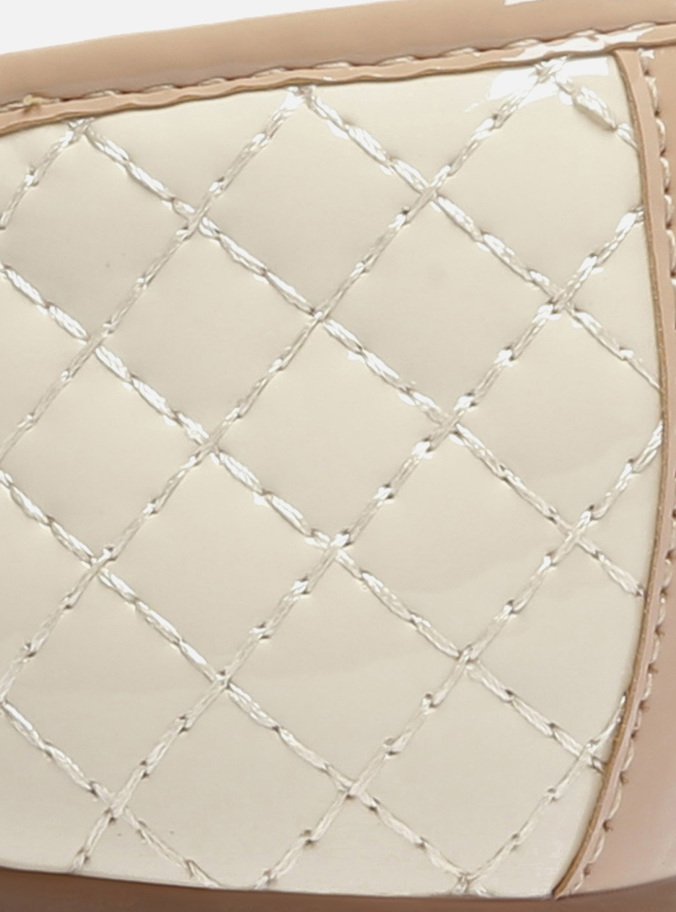 Sapatilha Classic Off-White e Nude