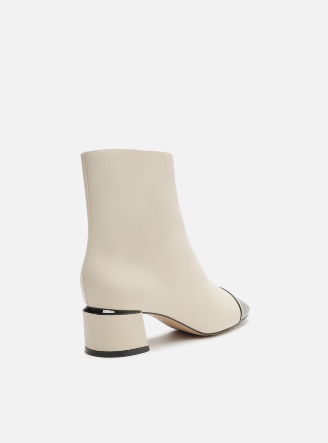 Bota Branca Couro Cano Curto Cap Toe Verniz