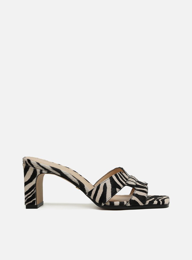 Mule Animal Print Bico Quadrado Tira Vazada