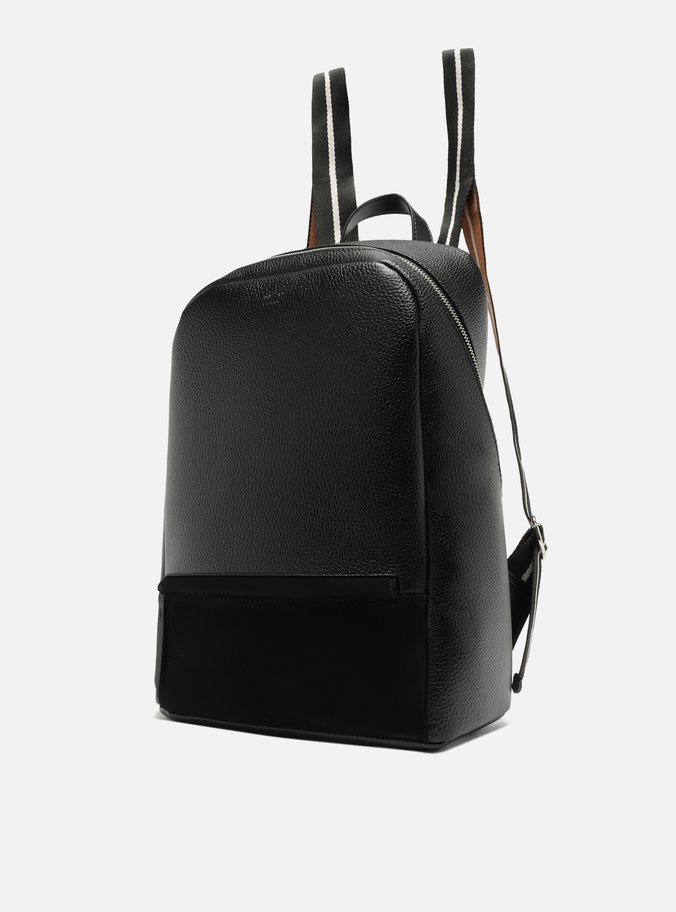 Mochila Preta Grande Bolso Frontal Suede