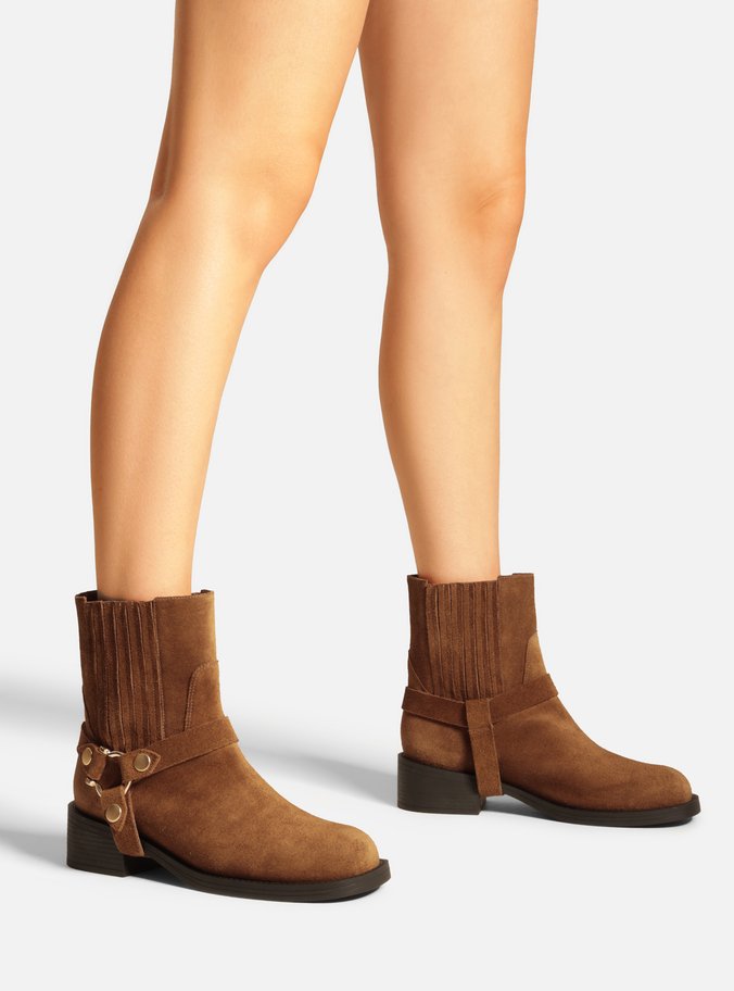 Bota Marrom Camurça Cano Curto Bloco Metal Biker