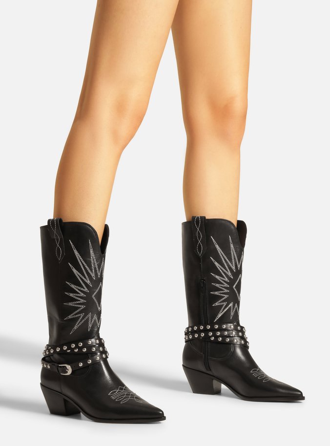 Bota Preta Couro Cano Médio Western Bordado