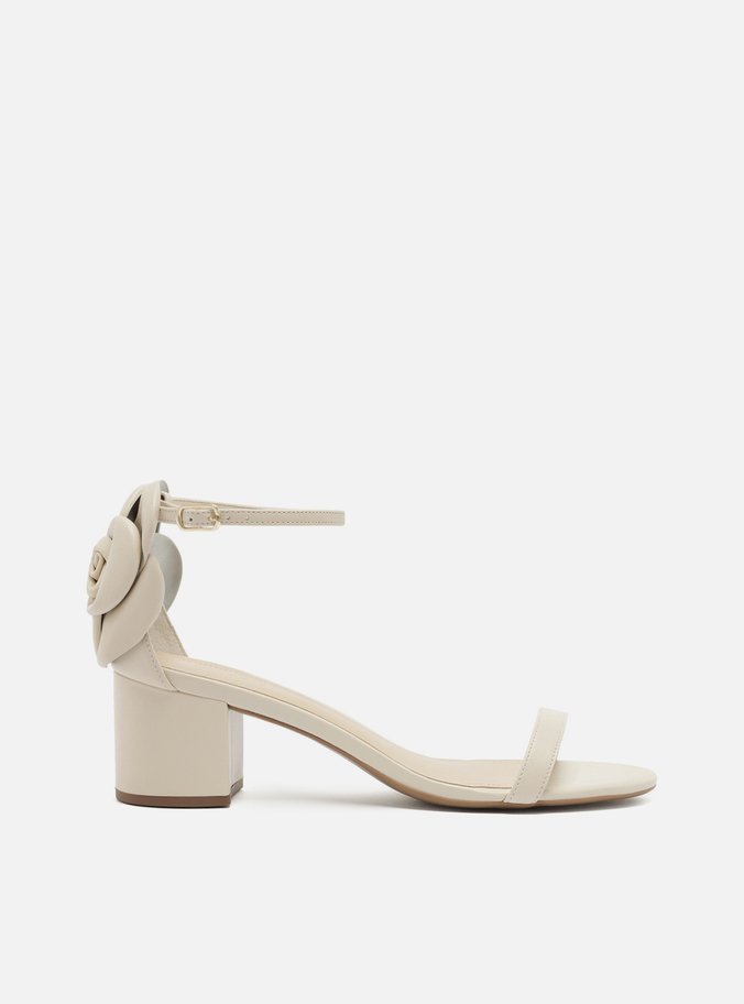 Sandália Branca Couro Salto Bloco Maxi Flor