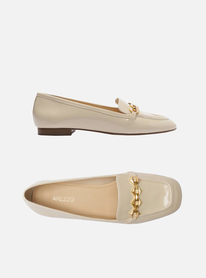 Mocassim Branco Verniz Metal Triângulo