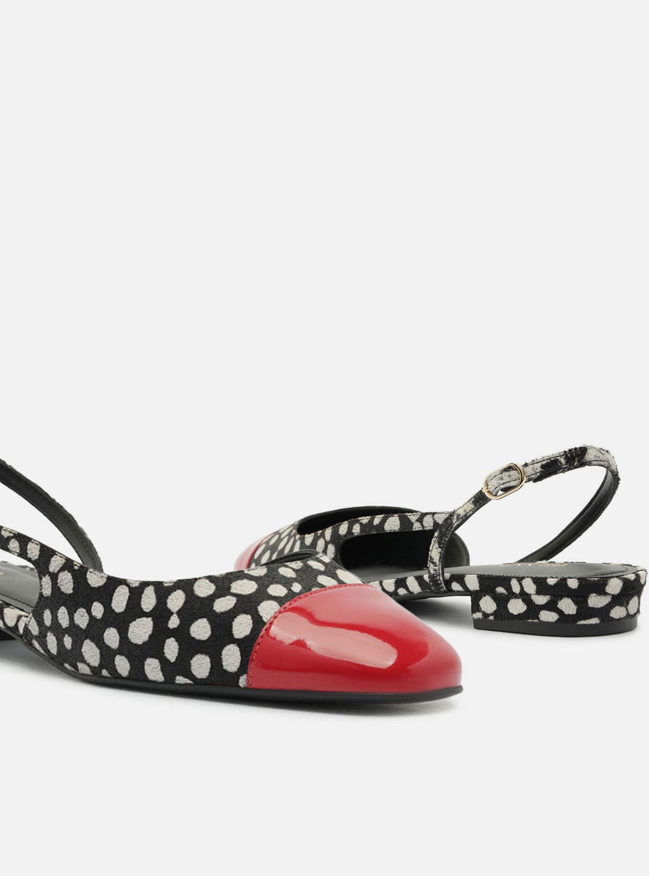 Sapatilha Multicolorida Bico Redondo Pelo Slingback — foto 4