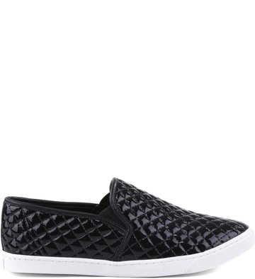 Slip-on Matelassê Verniz Preto
