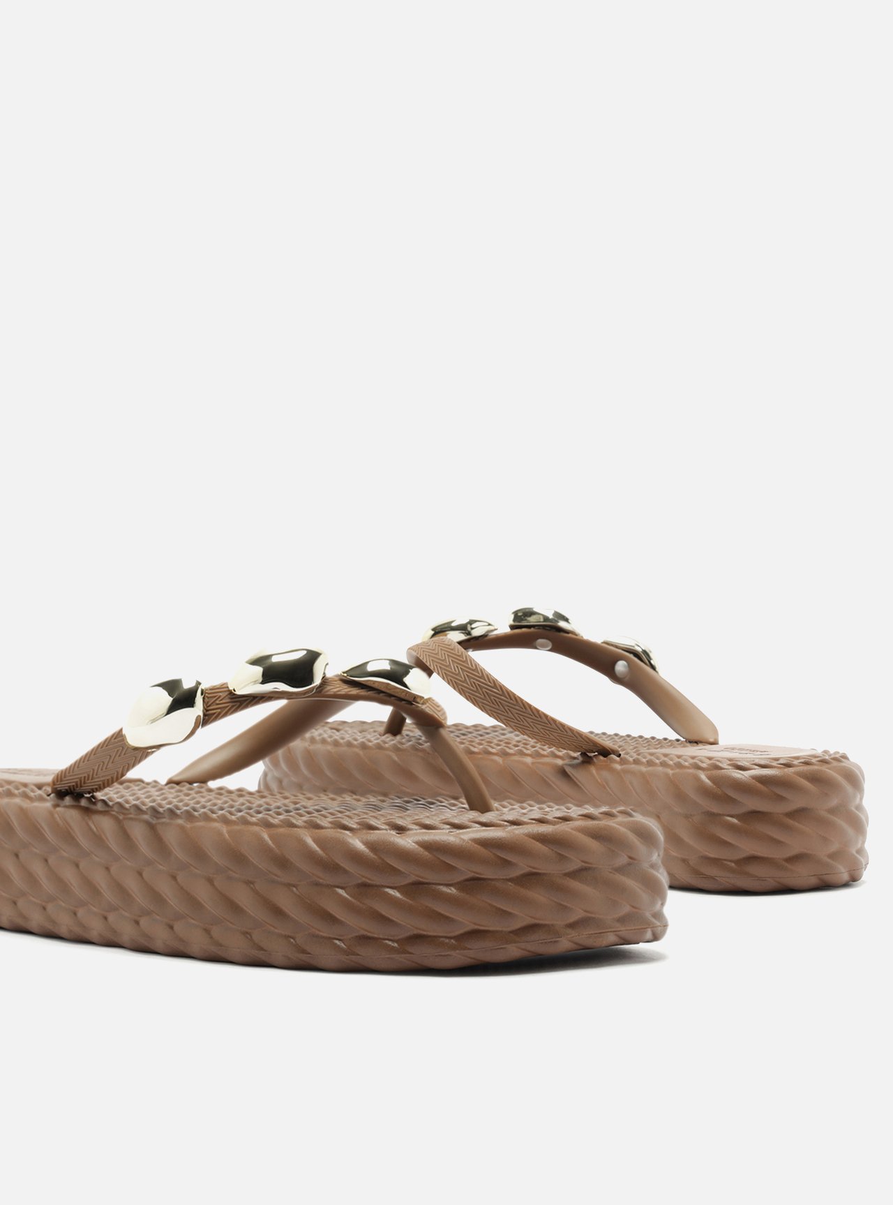 Sandália Marrom Flatform Marrocos Flip Flop Metal — foto 4