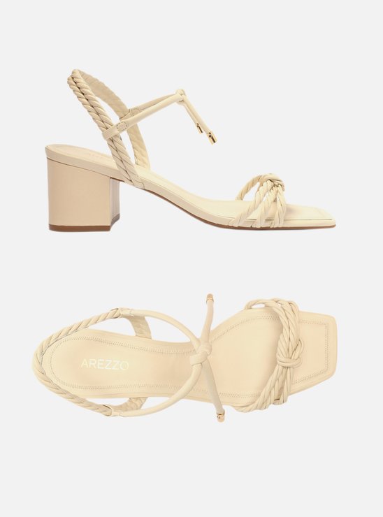 Sandália Off-White Salto Médio Bloco Tiras Torcidas