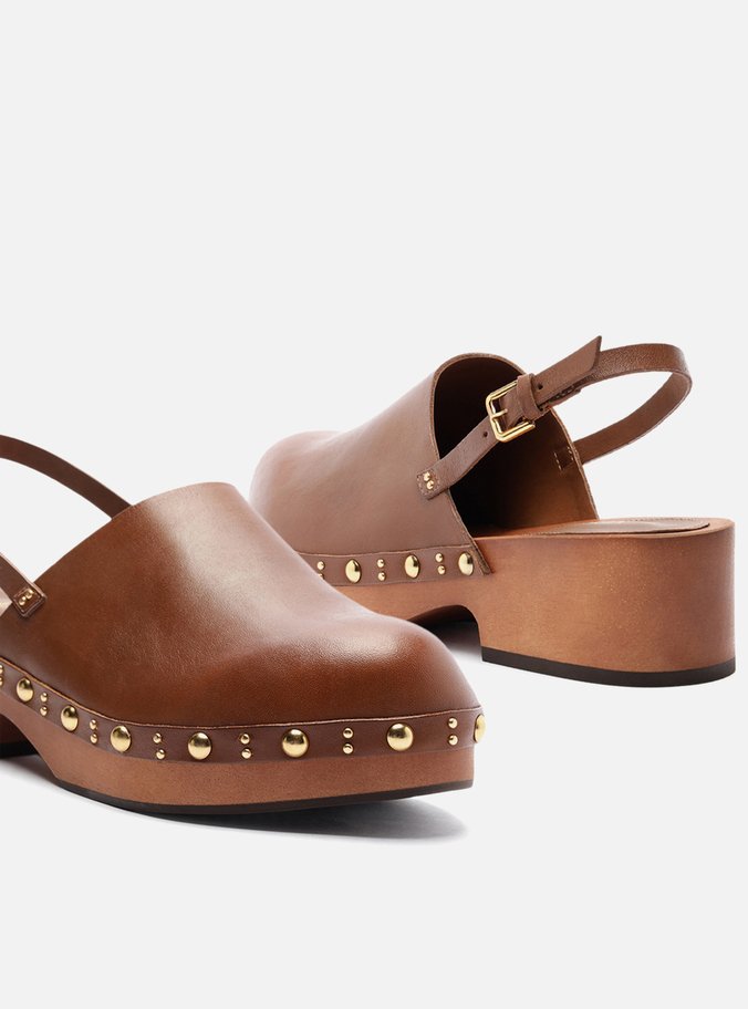 Mule Clog Caramelo Couro Salto Médio Tira