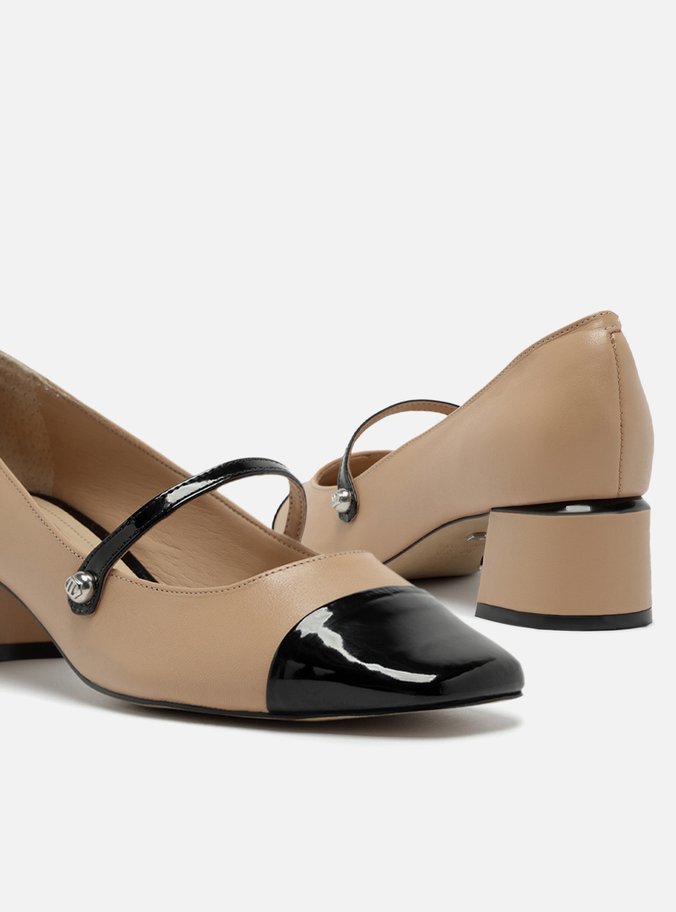 Sapato Boneca Bege Couro Cap Toe Preto