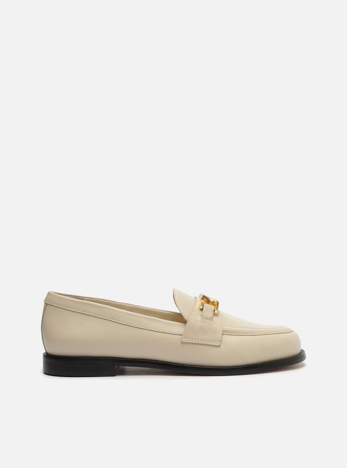 Mocassim Off-White Couro Metal Livia