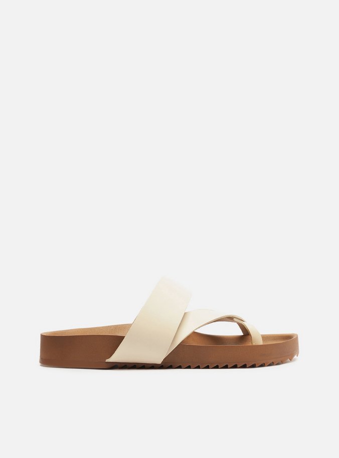 Papete Branca Couro Flatform Tiras Cruzadas