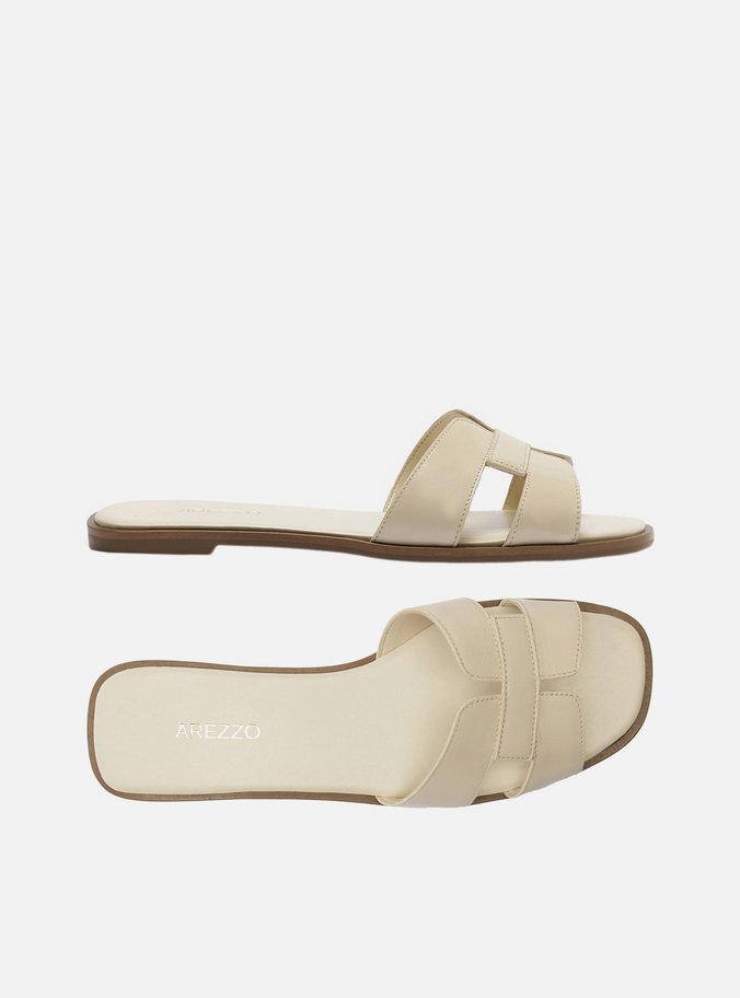 Rasteira Off-White Couro Bico Quadrado Tiras