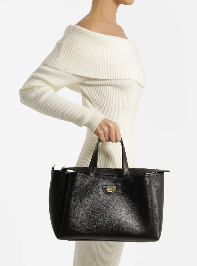 Bolsa Tote Preta Grande Tag Metal