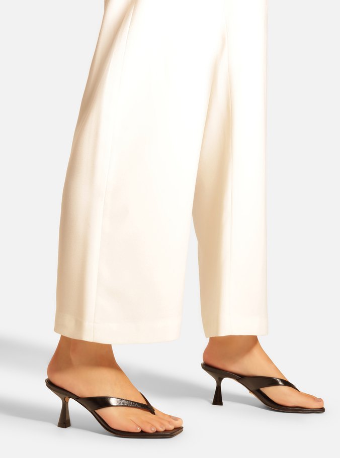 Tamanco Preto Couro Salto Fino Flip Flop