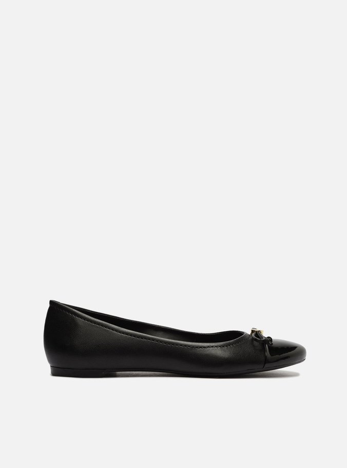 Sapatilha Preta Cap Toe Laço