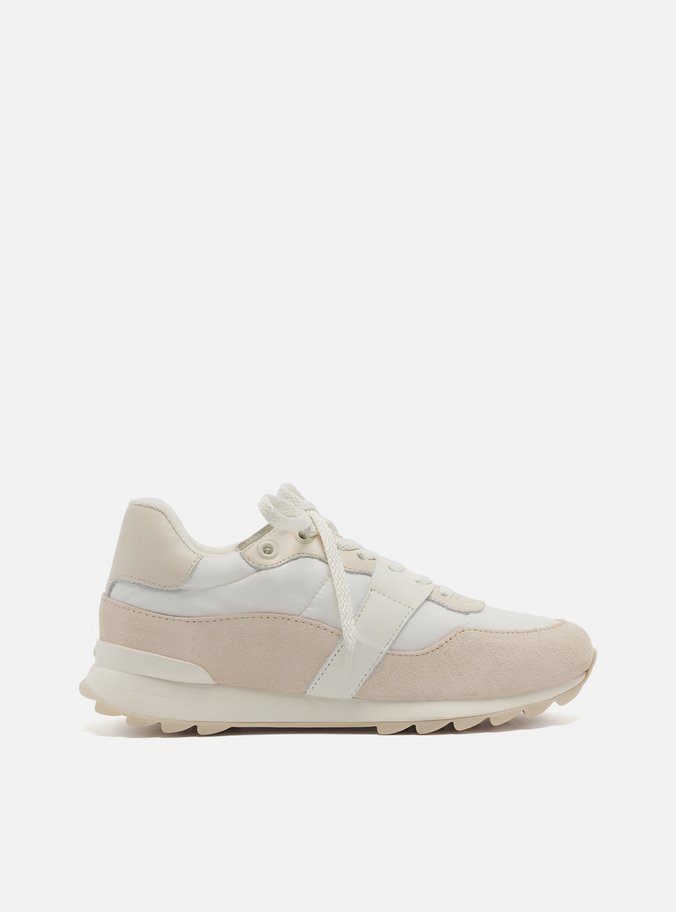 Tênis Off-White Fechado Salto Rasteiro